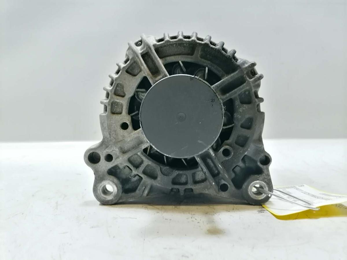 VW Passat 3C original Lichtmaschine Generator 1,6 85KW Bj.2006